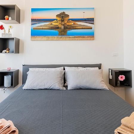 Piazza Salotto & Stazione Comfy Apartment Pescara Luaran gambar