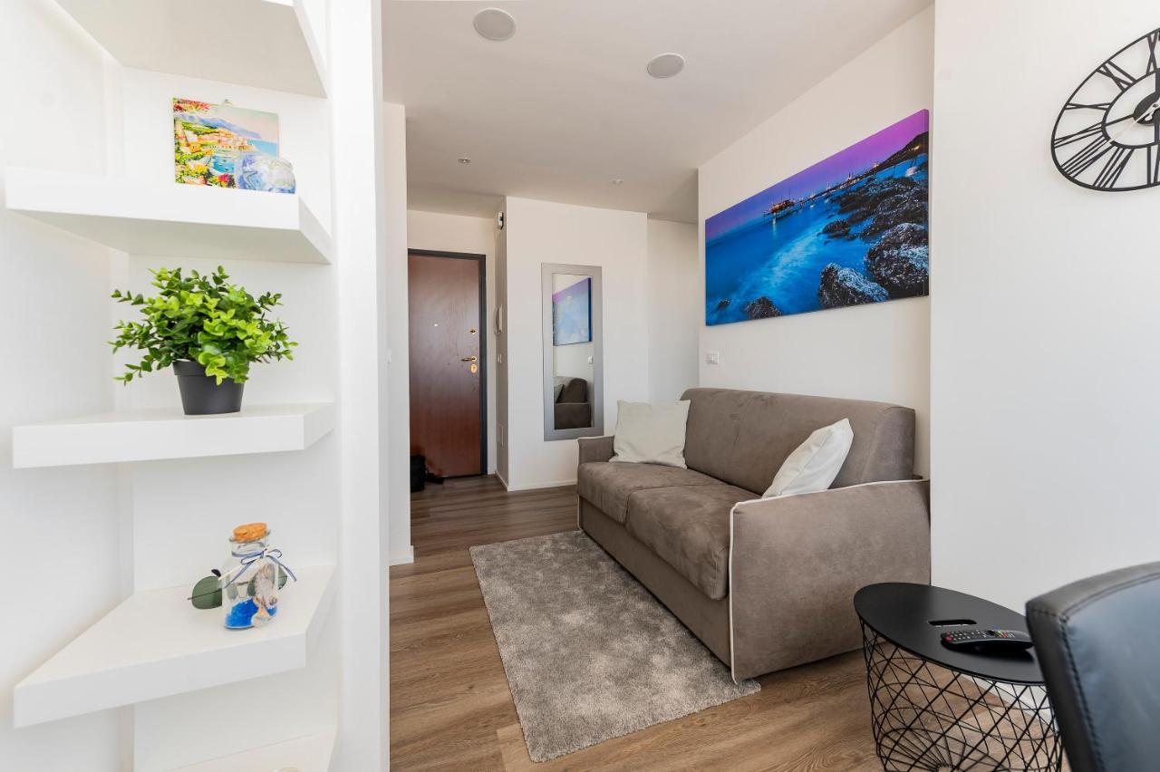 Piazza Salotto & Stazione Comfy Apartment Pescara Luaran gambar
