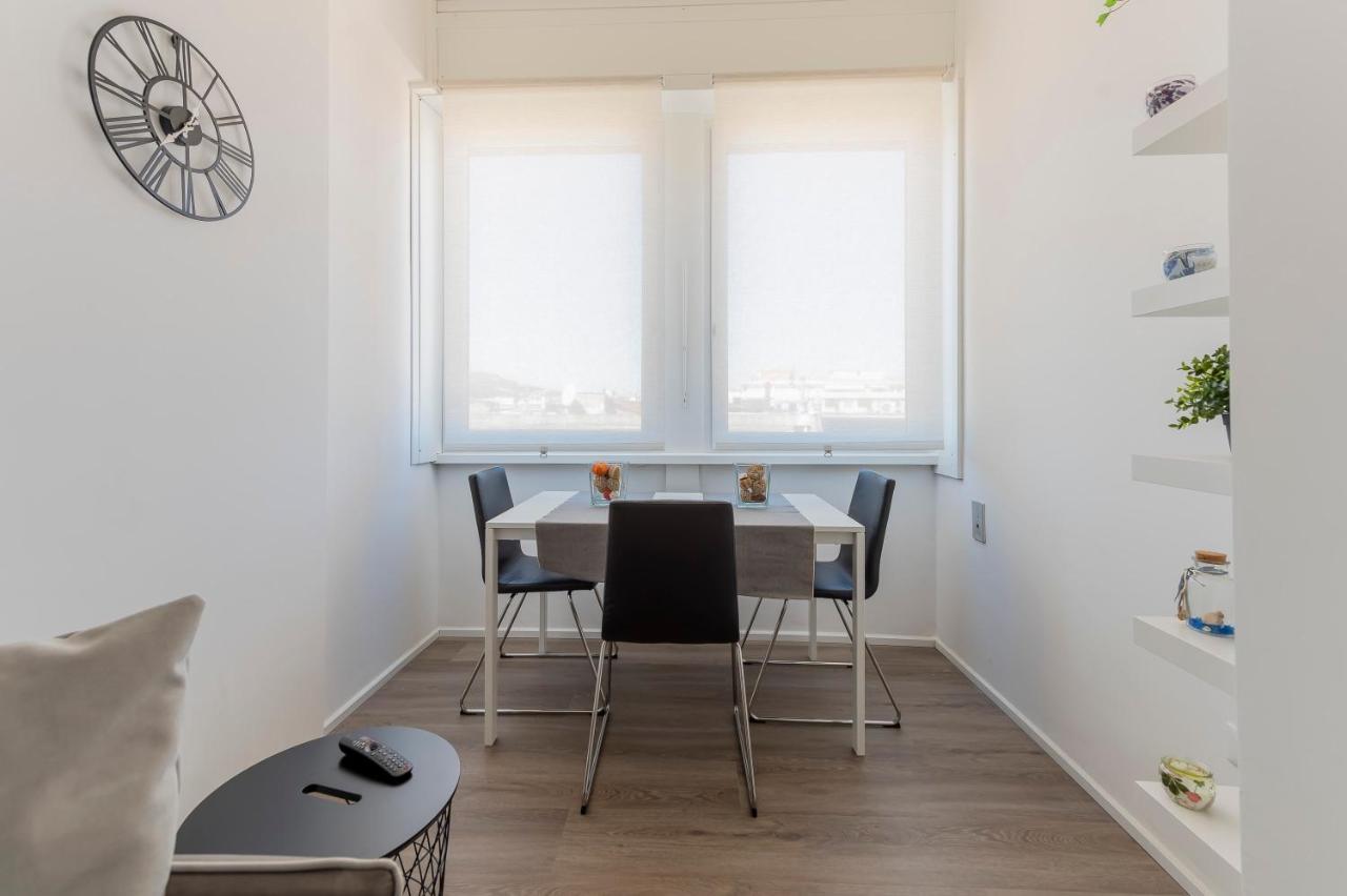 Piazza Salotto & Stazione Comfy Apartment Pescara Luaran gambar