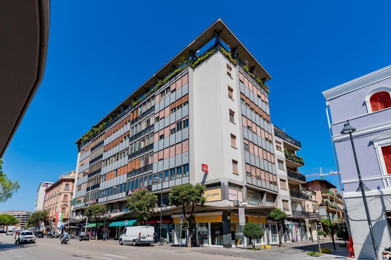 Piazza Salotto & Stazione Comfy Apartment Pescara Luaran gambar
